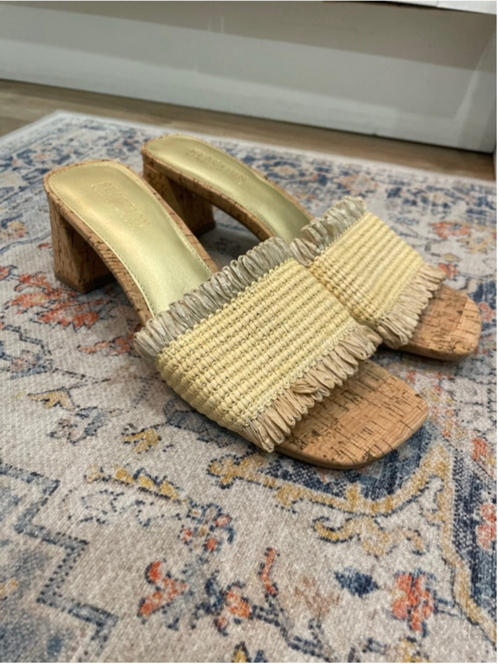 Kenneth Cole Raffia Cork Block Kitten Heel Sandals Size 8 Beach Resort Neutral